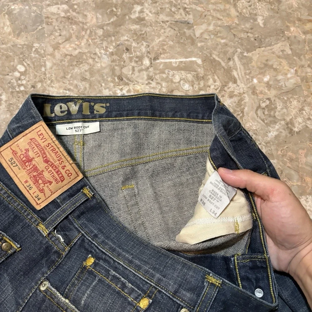 Levi's Jeans Mens 36x34 (fits 38x34) Blue 527 Low Boot Cut Fade Whisker Cowboy
